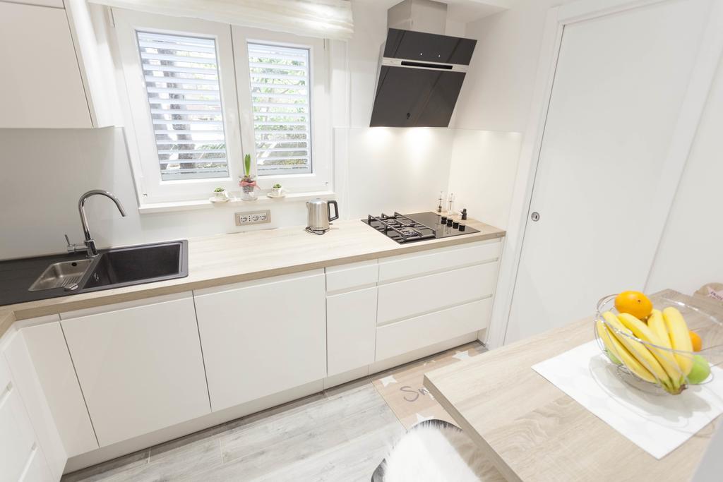 Apartmani Marina Макарска Екстериор снимка