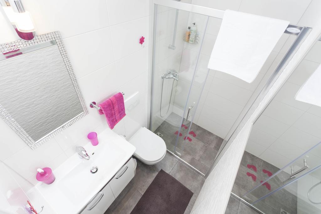 Apartmani Marina Макарска Екстериор снимка