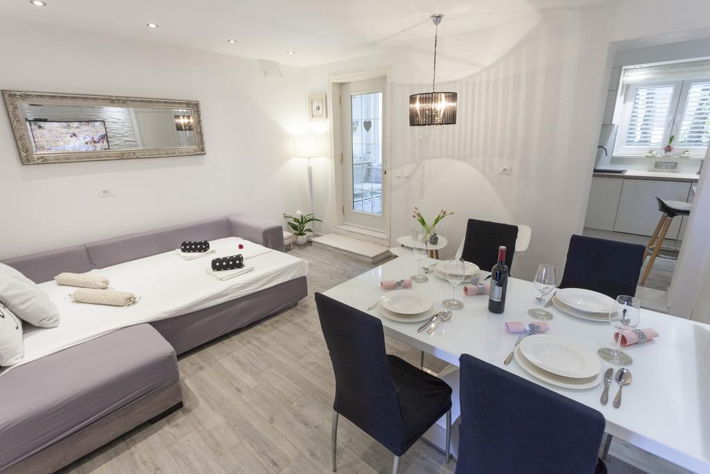 Apartmani Marina Макарска Екстериор снимка