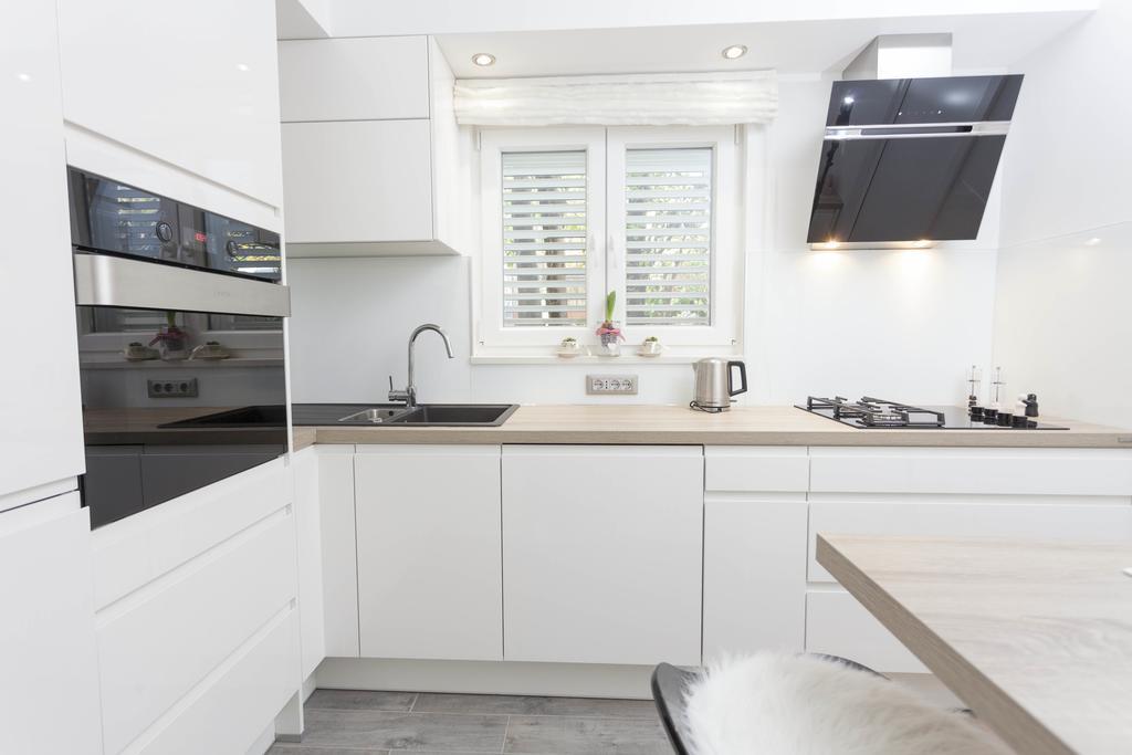 Apartmani Marina Макарска Екстериор снимка