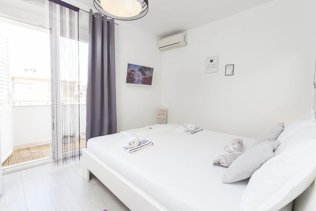 Apartmani Marina Макарска Екстериор снимка